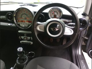 /photos/11724/1da8e62e-4132-42f5-9b0a-e44bc0076648_i320x240.jpg