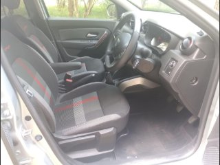 /photos/11724/91a8c9bd-e6ef-46b7-895f-9fb42f1995cd_i320x240.jpg